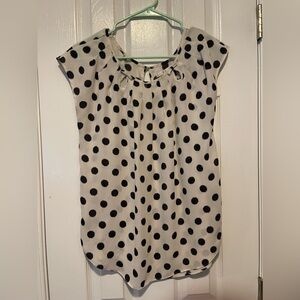 FREE w/bundle🙃 LC Lauren Conrad Blouse size M